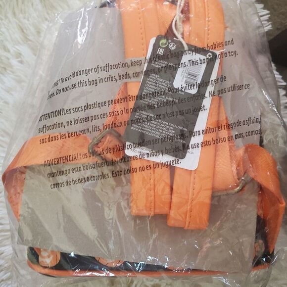 Loungefly backpack  nwt - Picture 4 of 4